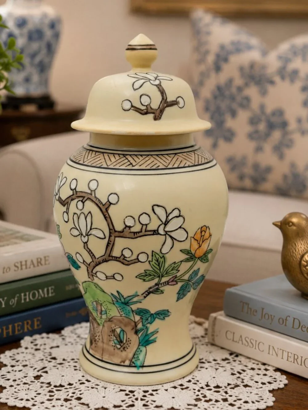 VTG Floral Ginger Jar Porcelain Lidded Vase Chinoiserie Indian Tree Decor 9